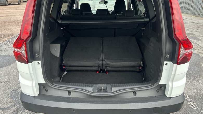 Dacia Jogger 1.0 TCe Comfort 5dr Petrol Estate